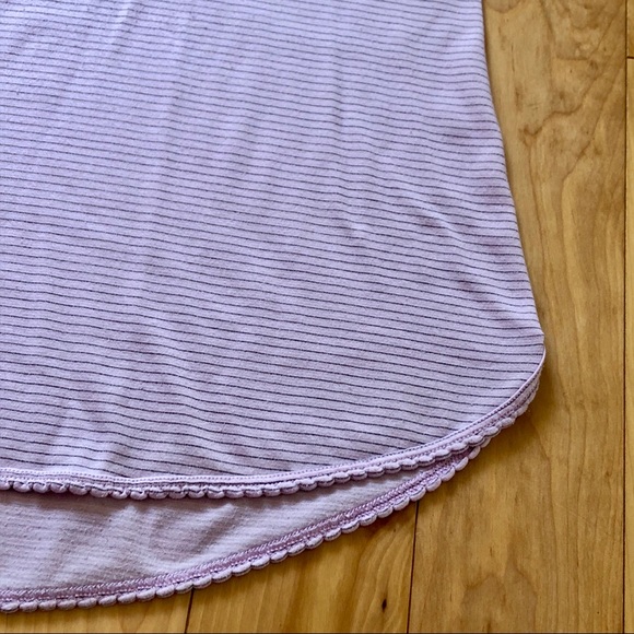 LULULEMON lightweight tank - size 6 - Picture 3 of 4